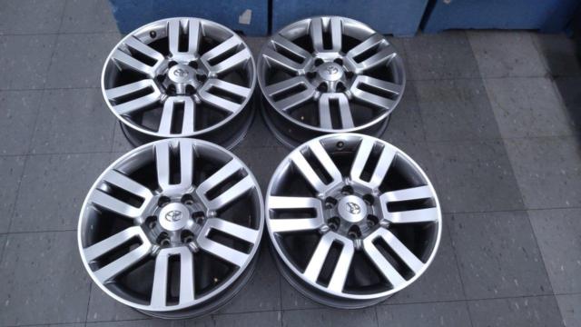 トヨタ FJクルーザー 純正ホイール