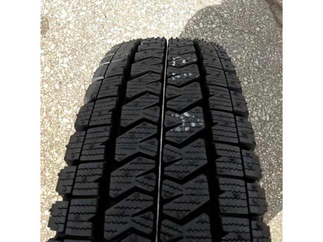 BRIDGESTONE BLIZZAK VL10