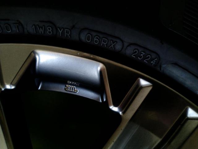 三菱(MITSUBISHI)  デリカD:5 JASPER 純正ホイール + MICHELIN e・PRIMACY