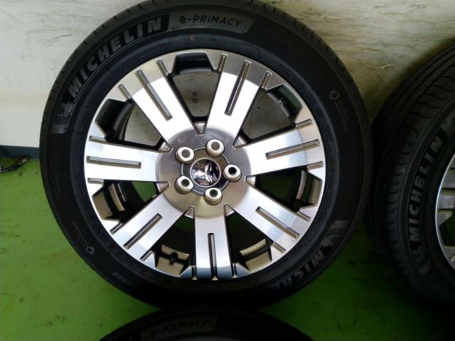 三菱(MITSUBISHI)  デリカD:5 JASPER 純正ホイール + MICHELIN e・PRIMACY