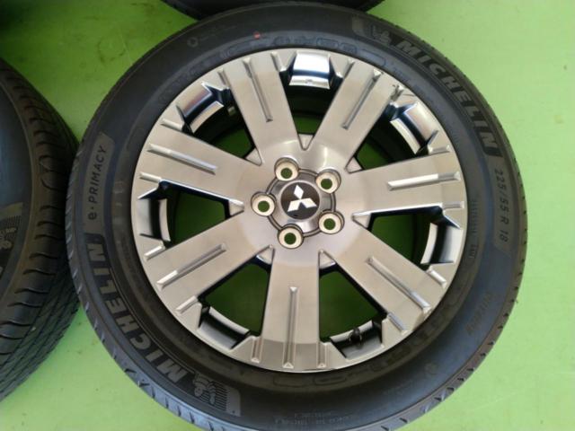 三菱(MITSUBISHI)  デリカD:5 JASPER 純正ホイール + MICHELIN e・PRIMACY