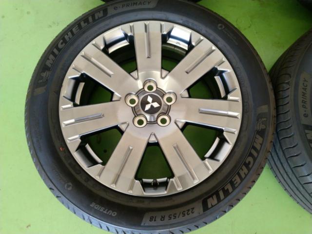 三菱(MITSUBISHI)  デリカD:5 JASPER 純正ホイール + MICHELIN e・PRIMACY