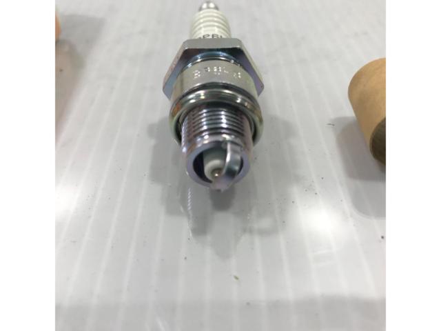 NGK スパークプラグ BP6HS-10 6326 1個のみ