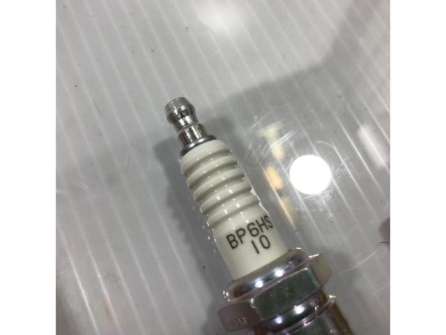 NGK スパークプラグ BP6HS-10 6326 1個のみ