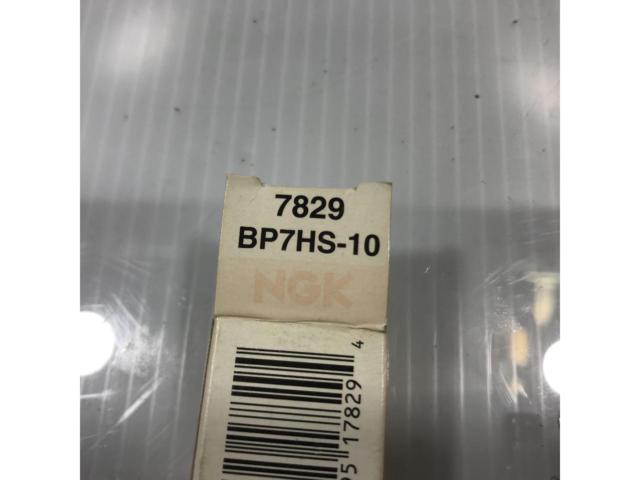 NGK スパークプラグ BP7HS-10 7829 1個のみ