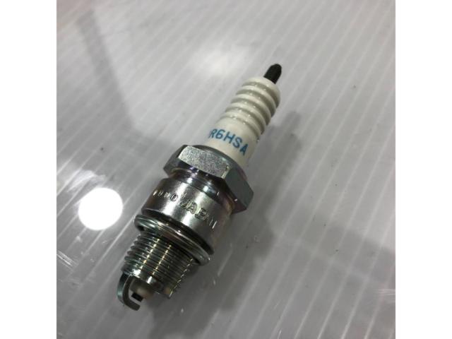 NGK スパークプラグ BPR6HSA 4632 1個のみ