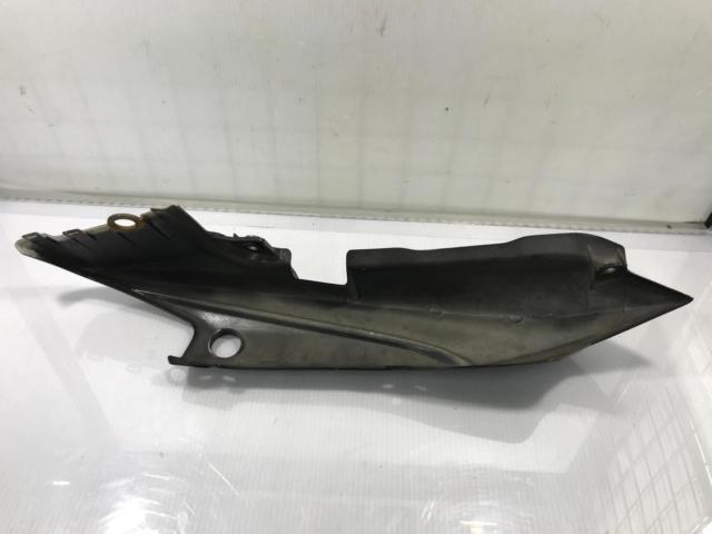 ホンダ CBF125 純正シートカウル/サイドカウル 左右セット