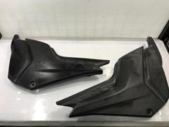 ホンダ CBF125 純正サイドカバー 左右セット