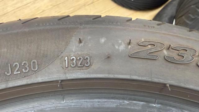 PIRELLI P ZERO