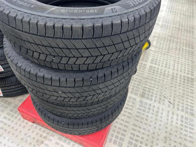 BRIDGESTONE BLIZZAK VRX3 195/65R16