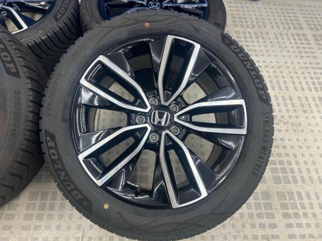 HONDA  RV型 ヴェゼル e:HEV Zグレード純正アルミホイール +DUNLOP SYNCHRO WEATHER