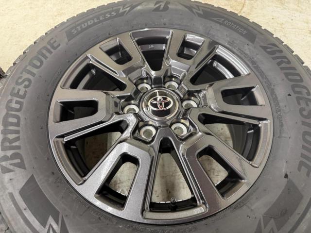 【バランス調整済み】TOYOTA 250系ランドクルーザー VXグレード純正ホイール  + BRIDGESTONE BLIZZAK DM-V3 265/65R18