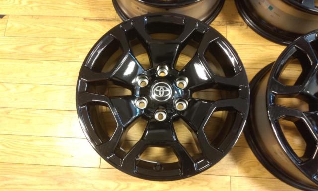 トヨタ ランドクルーザーFJ 純正ホイール