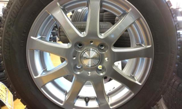 HOT STUFF Exceeder EX9 + BRIDGESTONE ICEPARTNER2
