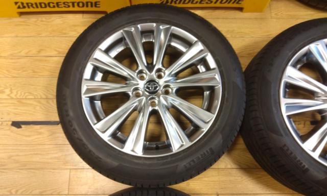 TOYOTA 30系アルファード タイプゴールド前期純正ホイール + PIRELLI POWERGY