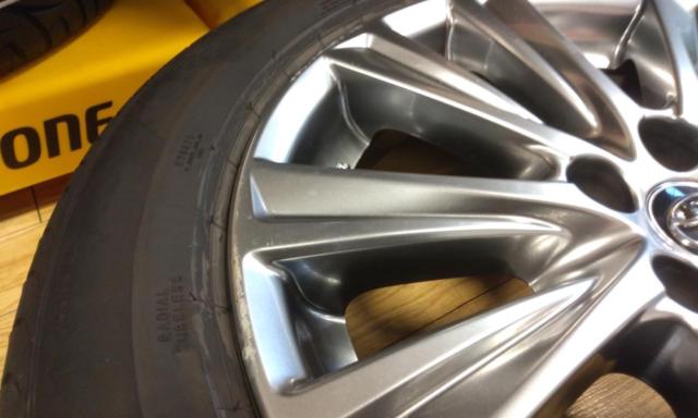 TOYOTA 30系アルファード タイプゴールド前期純正ホイール + PIRELLI POWERGY