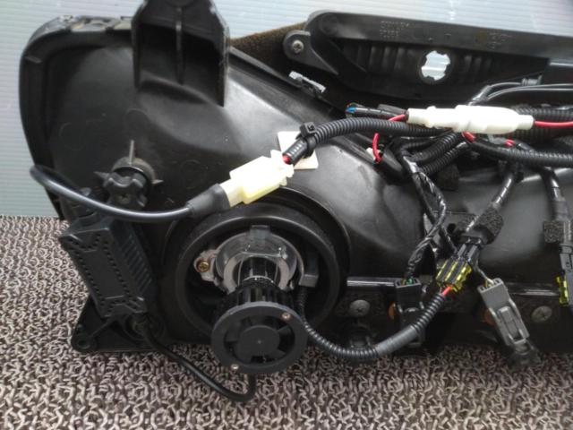 KAWASAKI
Genuine headlight