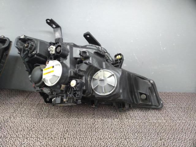 HONDA 純正HIDヘッドライト
