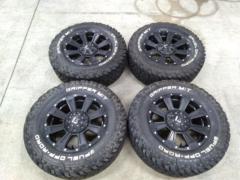 FUELOFFROAD GRIPER M/T OFFBEAT LEXXEL DeathRock + FUELOFFROAD GRIPPER M/T