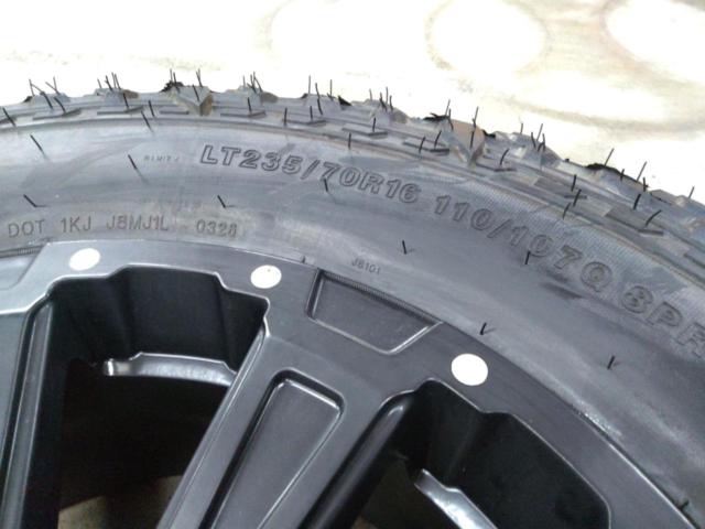 FUELOFFROAD GRIPER M/T OFFBEAT LEXXEL DeathRock + FUELOFFROAD GRIPPER M/T