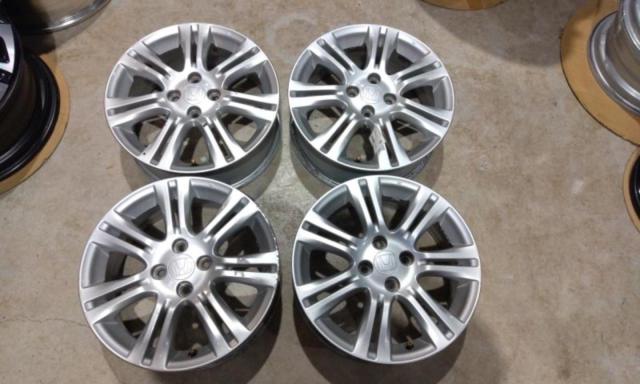 ホンダ フィットRS/GE系純正ホイール