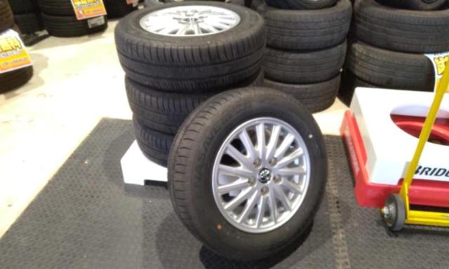 トヨタ エスクァイア 純正アルミホイール + DUNLOP ENASAVE RV505 