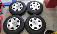 TOYOTA ハイエース200系純正スチールホイール  + GOODYEAR ICE NAVI CARGO 195/80R1