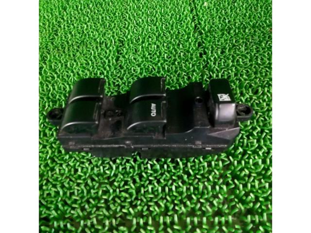 SUZUKI純正パワーウィンドウスイッチ【ワゴンR/MH55S等】