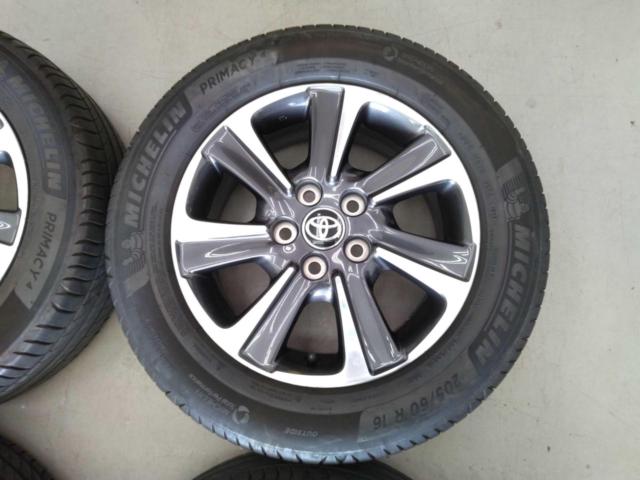 TOYOTA純正 80系ノア･ヴォクシー純正ホイール + MICHELIN PRIMACY4