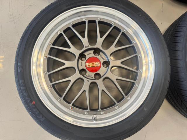 BBS LM220+ KENDA KR32【エルグランド(E52系)/ヴァンガード(30系)/フーガ(Y51系)/シーマ(HGY51)/アウトランダー(CW系/GF系)】