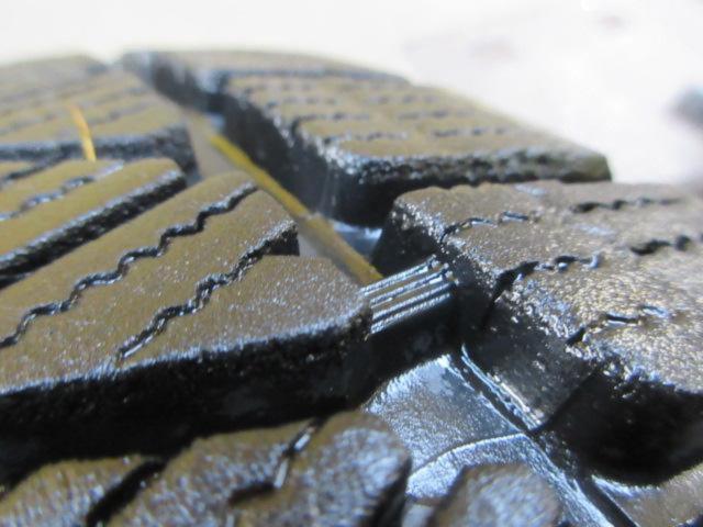 BRIDGESTONE BLIZZAK DM-V3 (Z07547)