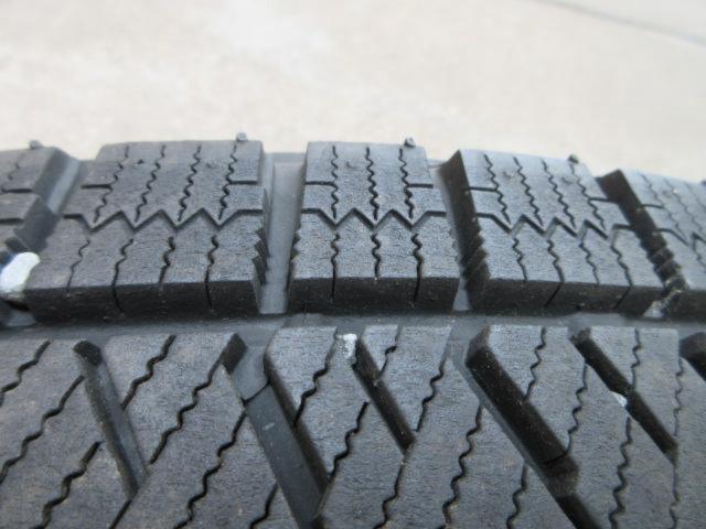 ※1本のみ BRIDGESTONE BLIZZAK VRX2 (Z07553)