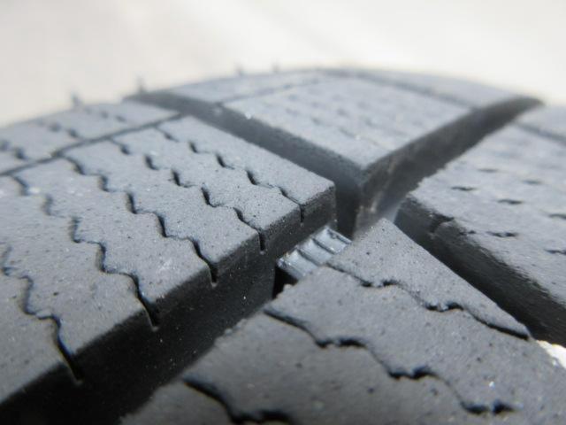 スバル インプレッサスポーツ純正ホイール +DUNLOP WINTERMAXX WM03 (Z07538)