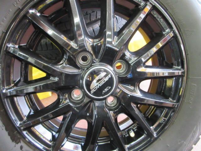 MARUKA SERVICE SCHNEDER + BRIDGESTONE BLIZZAK VRX3 (Z07533)