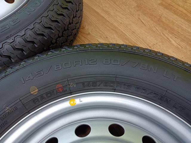 スズキ キャリイ純正スチール+YOKOHAMA SUPER VAN355 80/78N LT