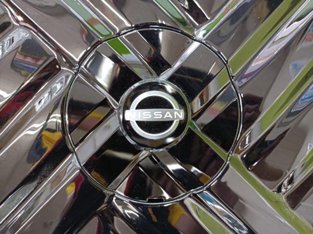 日産 E13ノートオーラ純正アルミホイール