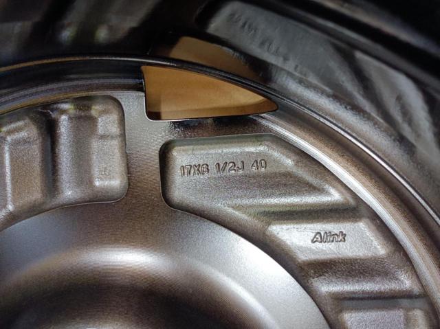 日産 E13ノートオーラ純正アルミホイール