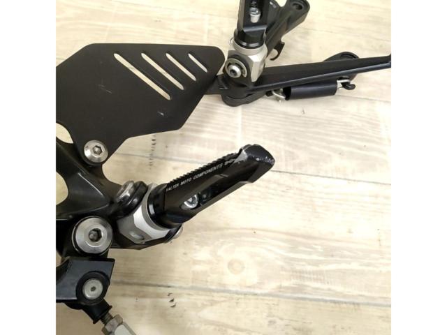 KAWASAKI ZX-6R 純正ステップセット + Valter Moto Components マルチステップバー