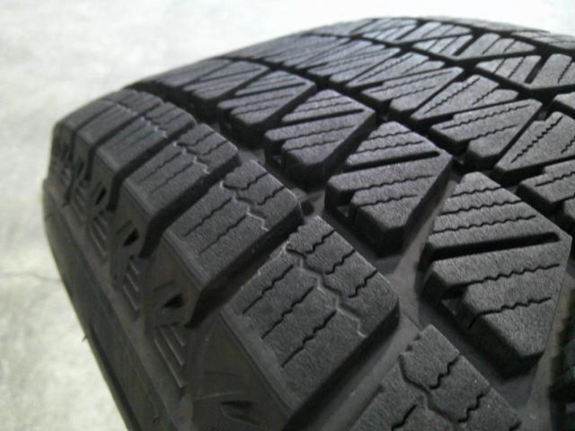 BRIDGESTONE BALMINUM BR10+BRIDGESTONE BLIZZAK DM-V3