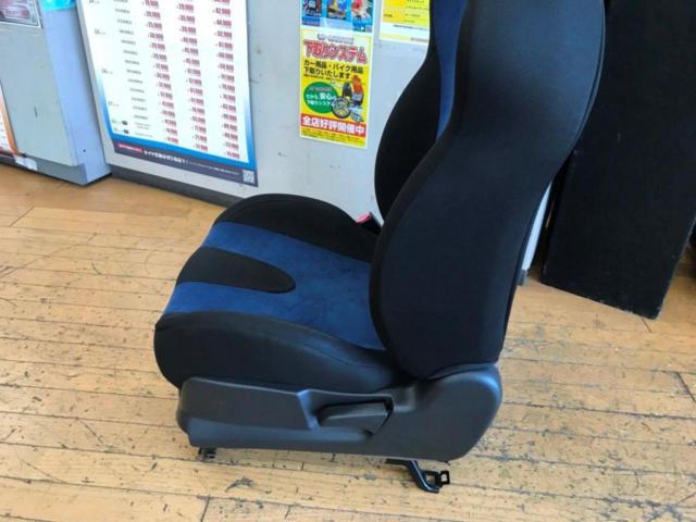 SUBARU インプレッサ純正シート LH
