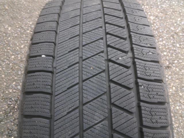 BRIDGESTONE BLIZZAK VRX3 215/55-17 4本セット Z07431