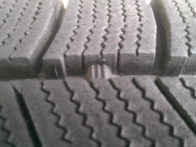 BRIDGESTONE BLIZZAK VRX3 215/55-17 4本セット Z07431