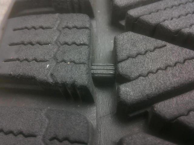 BRIDGESTONE BALMINUM TR10 + BRIDGESTONE BLIZZAK DM-V3 225/60-18 Z07437