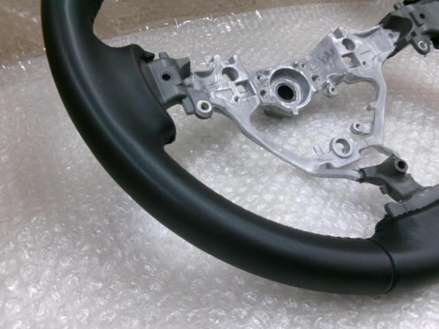 トヨタ純正 60系 ハリアー純正 レザーステアリング 【GS120-05940】