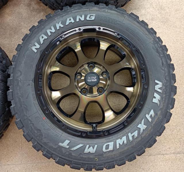 HOT STUFF MAD CROSS GRACE + NANKANG NK 4x4WD M/T 109/107Q 8PR