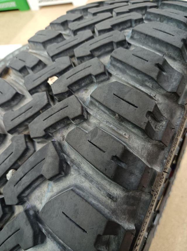 HOT STUFF MAD CROSS GRACE + NANKANG NK 4x4WD M/T 109/107Q 8PR