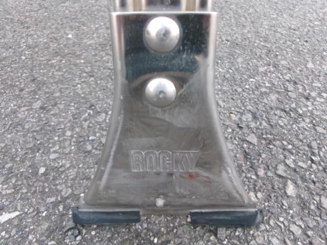 ROCKY  ルーフキャリア
