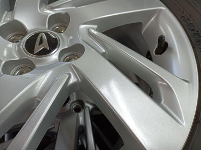 ダイハツ 純正 ロッキー + GOODYEAR iCE NAVI7 97Q