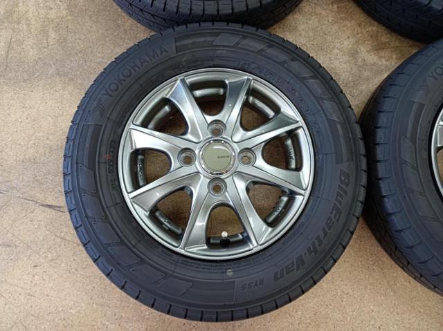 AUTOBACS LEBEN BX 8スポーク + YOKOHAMA BluEarth-Van RY55 80/78N LT