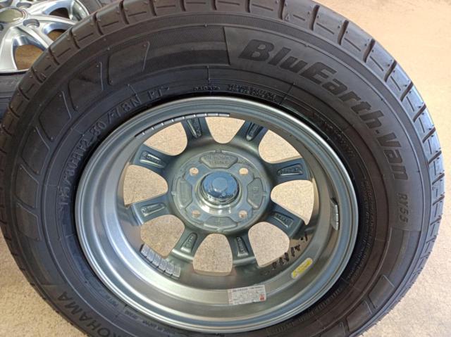 AUTOBACS LEBEN BX 8スポーク + YOKOHAMA BluEarth-Van RY55 80/78N LT